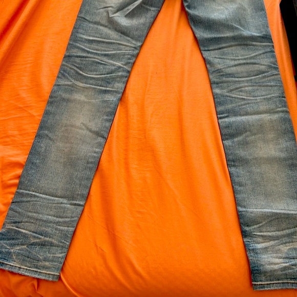 MX1 Amiri Jeans - Picture 3 of 6